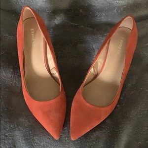 Express Heels
